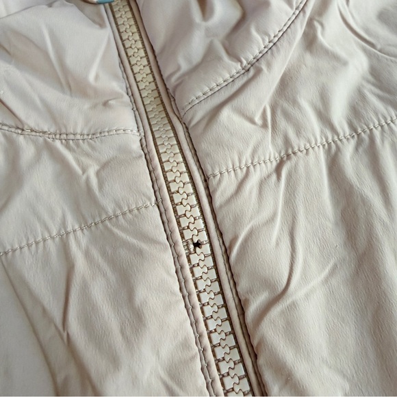 Vuori Women’s Canyon Insulated Jacket Full Zip Primaloft High Neck in Rose M - Picture 14 of 15